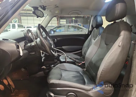 2010 Mini Cooper z USA, uszkodzony, nr VIN WMWMF3C53ATU78886